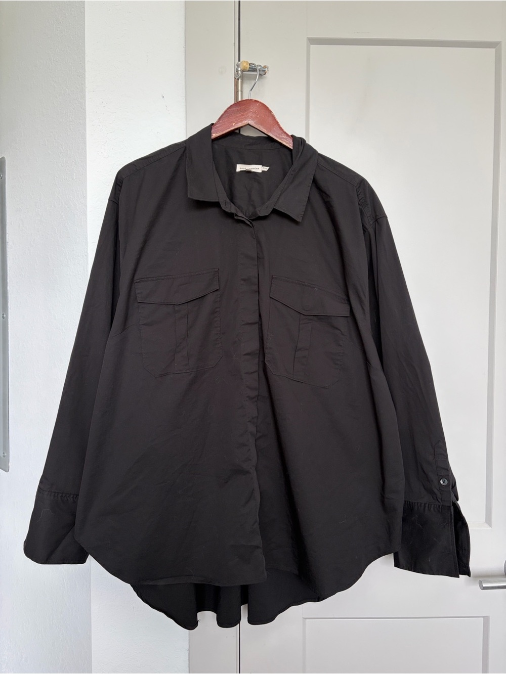 GOOD AMERICAN TABBED POPLIN SHIRT BLACK WOMEN’S 6